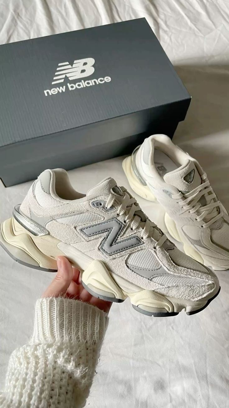 New Balance New Balance 9060 Sea Salt White